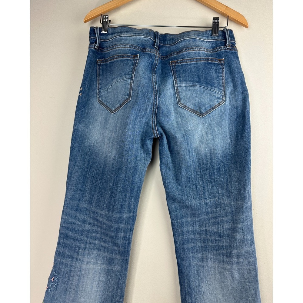 Driftwood Kelly Floral Embroidered Raw Hem Jeans Blue Women's Size 30 - Picture 12 of 14
